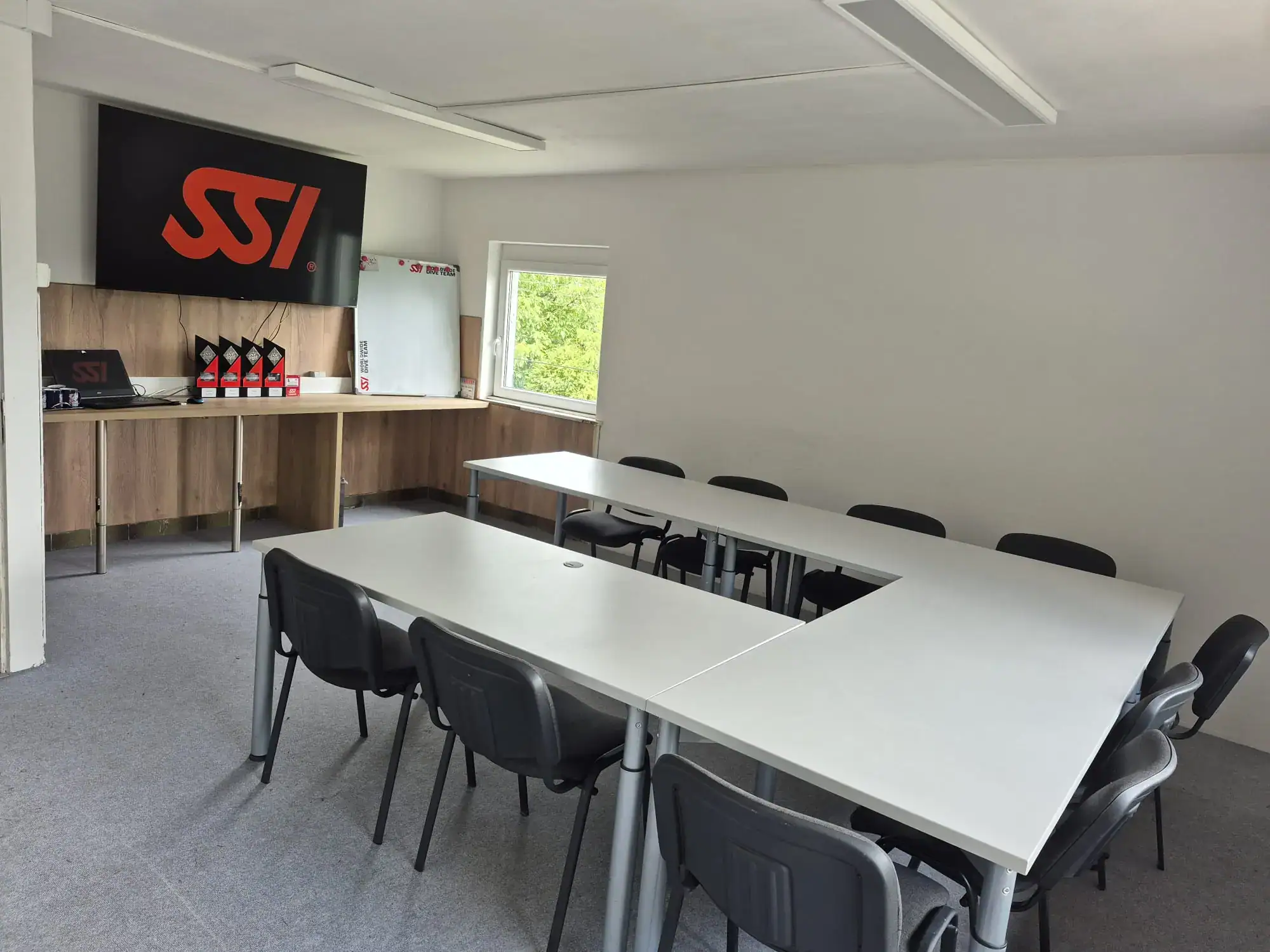 Diving Beyond Limits - Deine Tauchschule in St. Pölten - Unser moderner Lehrsaal