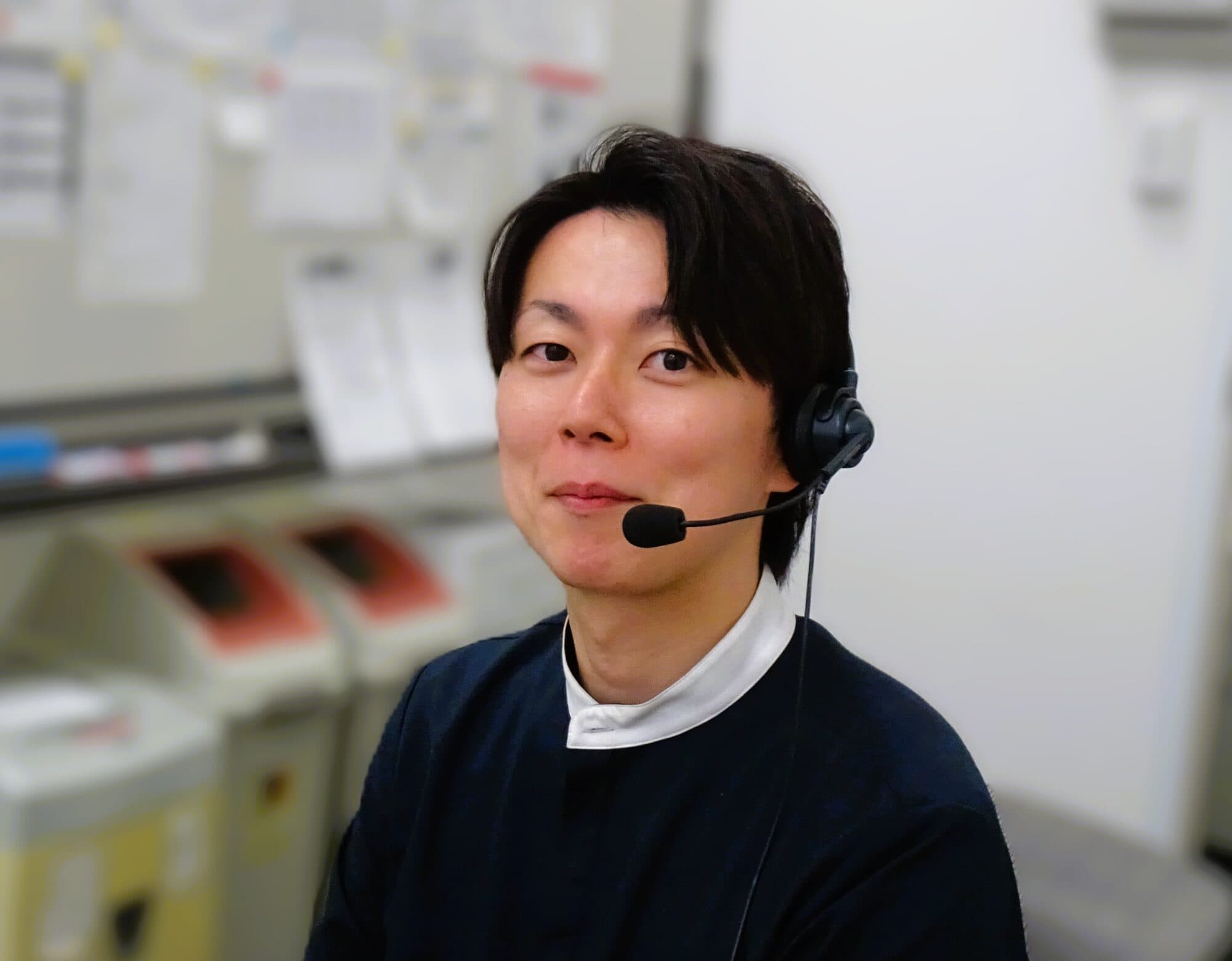 オンラインセンター 桑原副センター長(4) オンラインセンター 桑原副センター長(4)