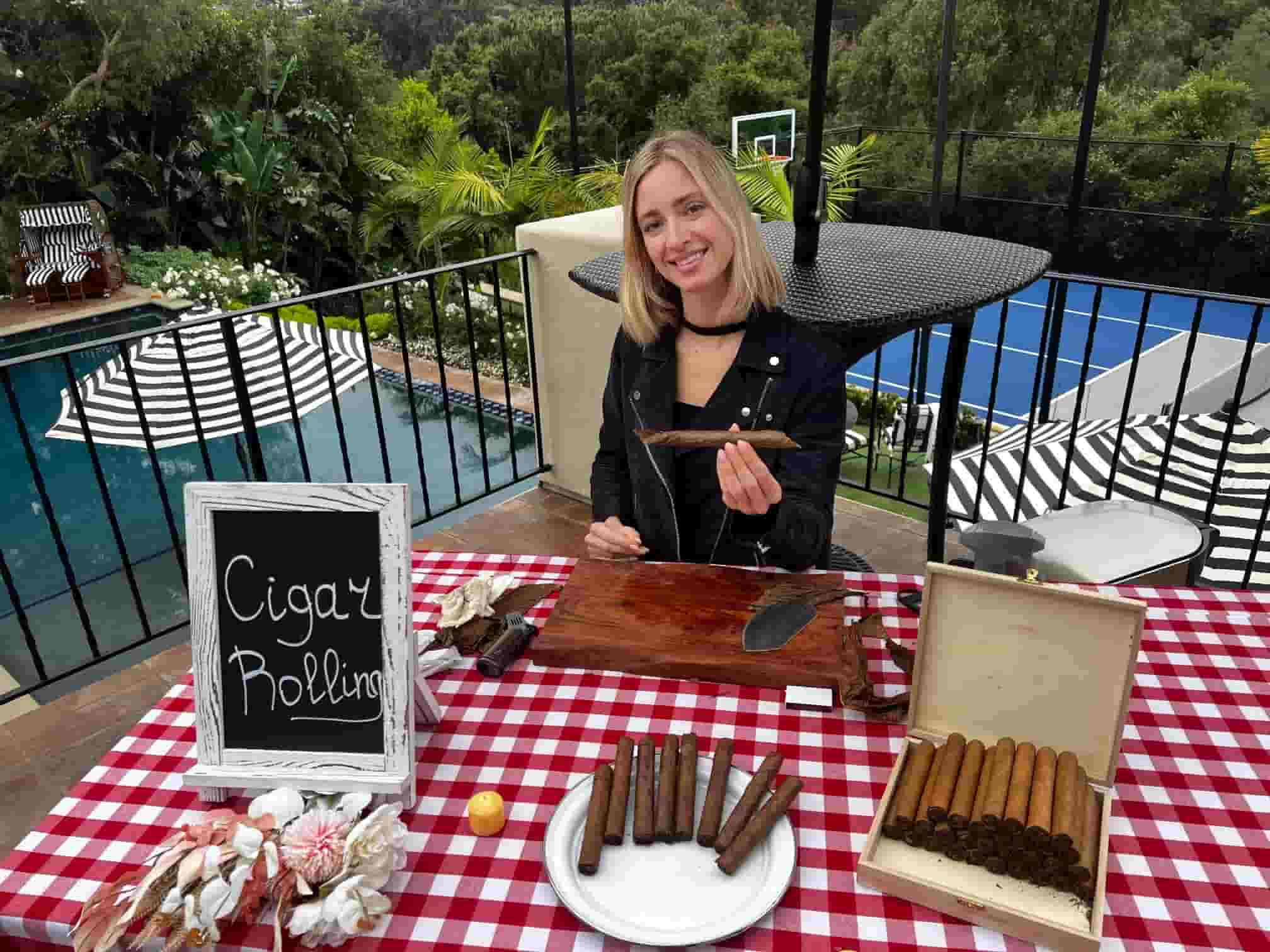 cigar rollers for parties cost