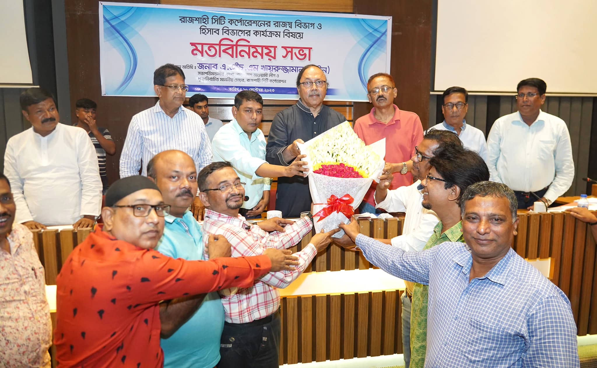 নতুন নতুন খাত সৃষ্টি করে রাসিকের আয় বৃদ্ধি করা হবে: মেয়র লিটন