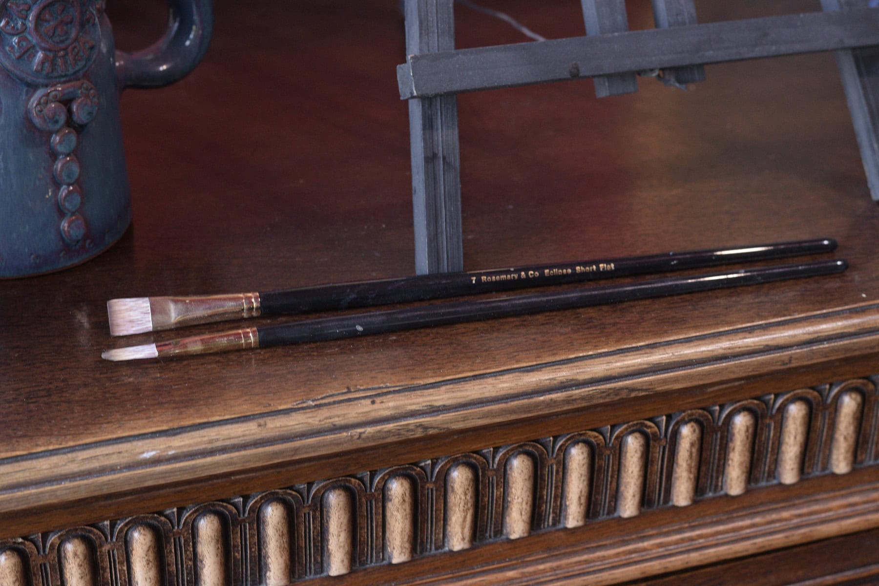 Two Rosemary and Co Eclipse Short Flat synthetic oil painting brushes