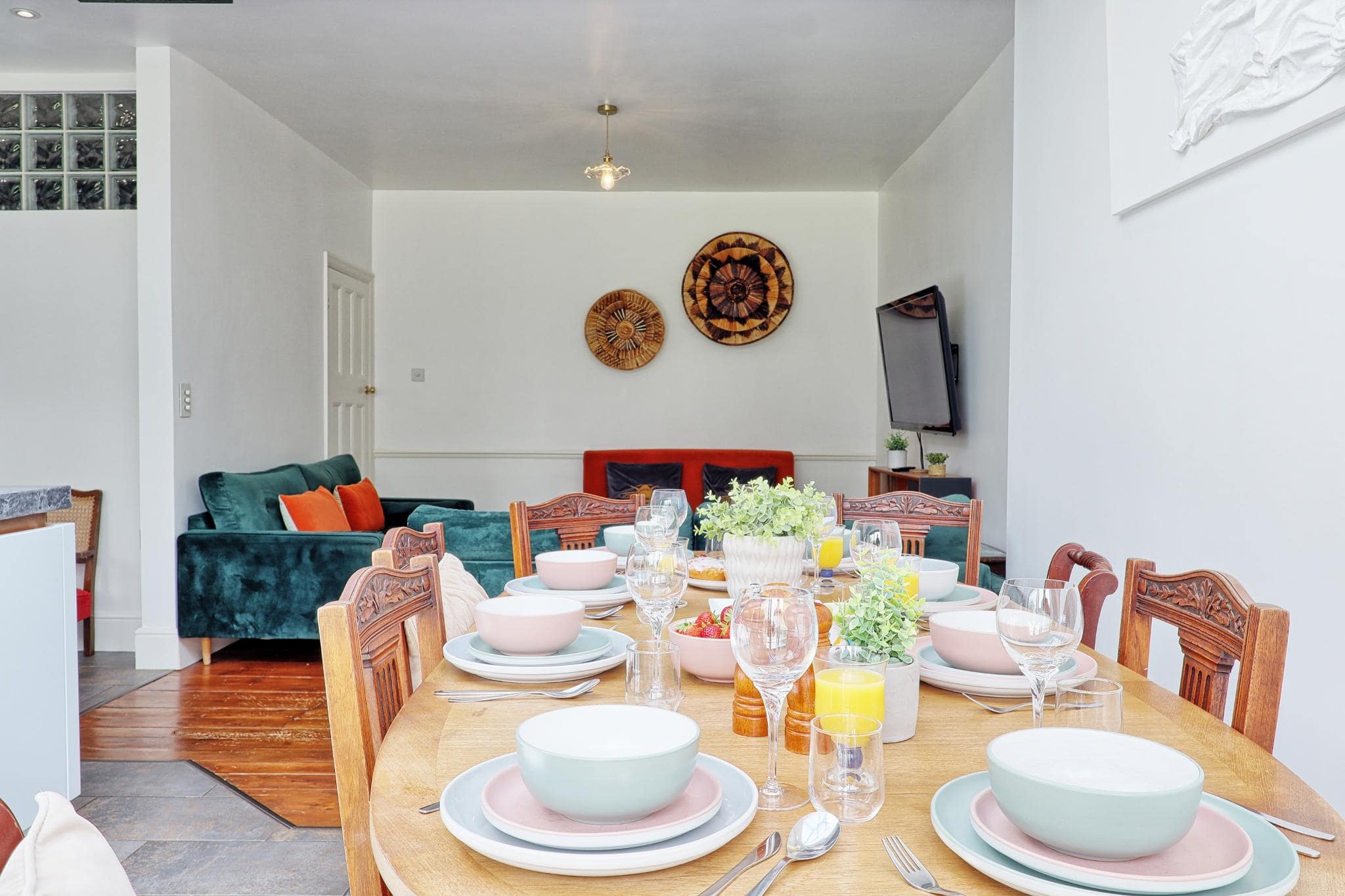 Semi detached for sale in Southend on Sea