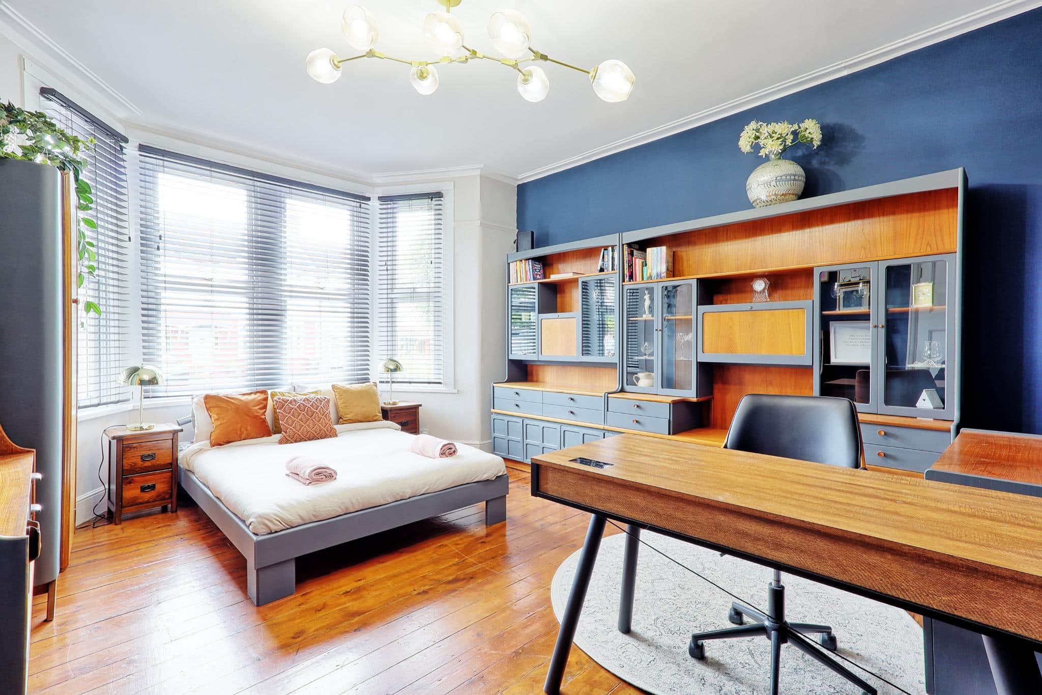 Semi detached for sale in Southend on Sea