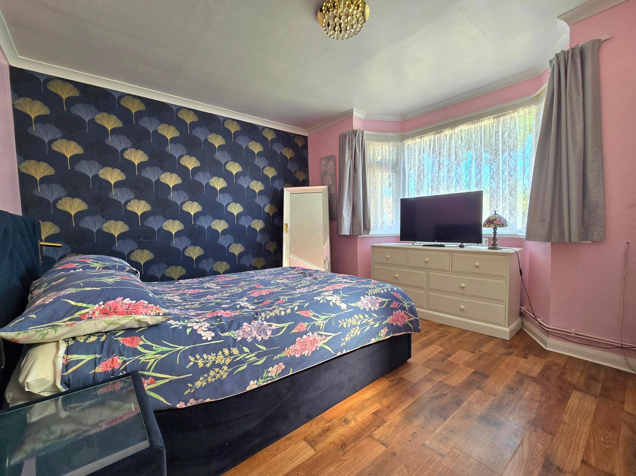 Bungalow for sale in Southend on Sea