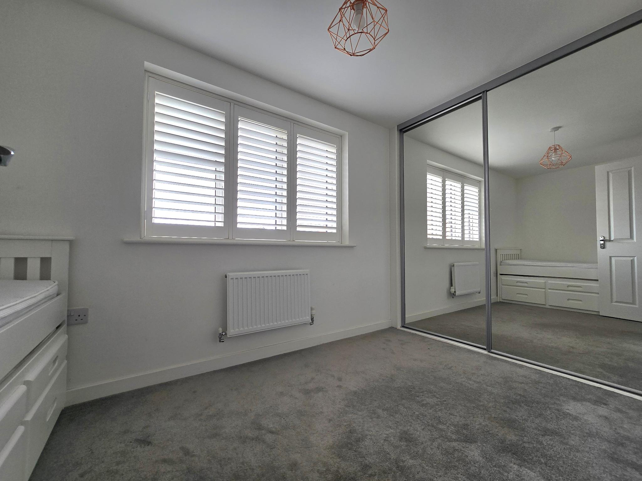 Semi detached to let in Burnham on Crouch
