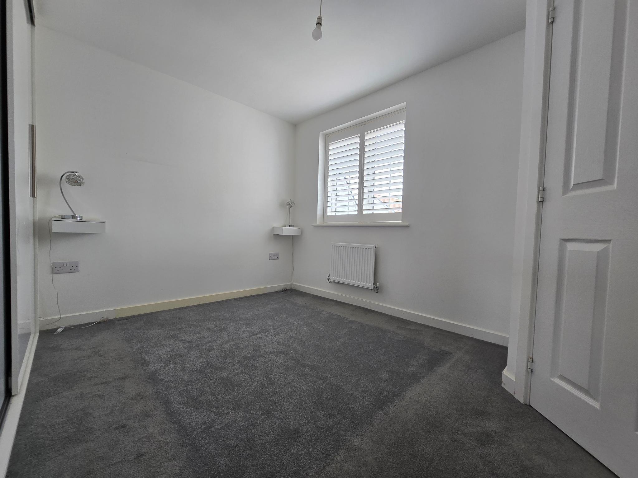 Semi detached to let in Burnham on Crouch