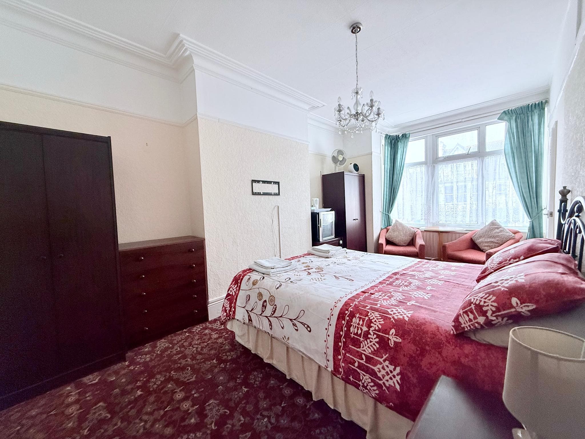 Detached for sale in Westcliff on Sea