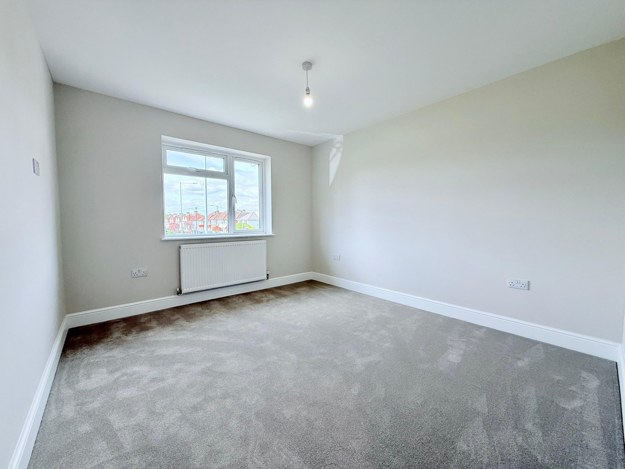 Flat for sale in Thorpe Bay