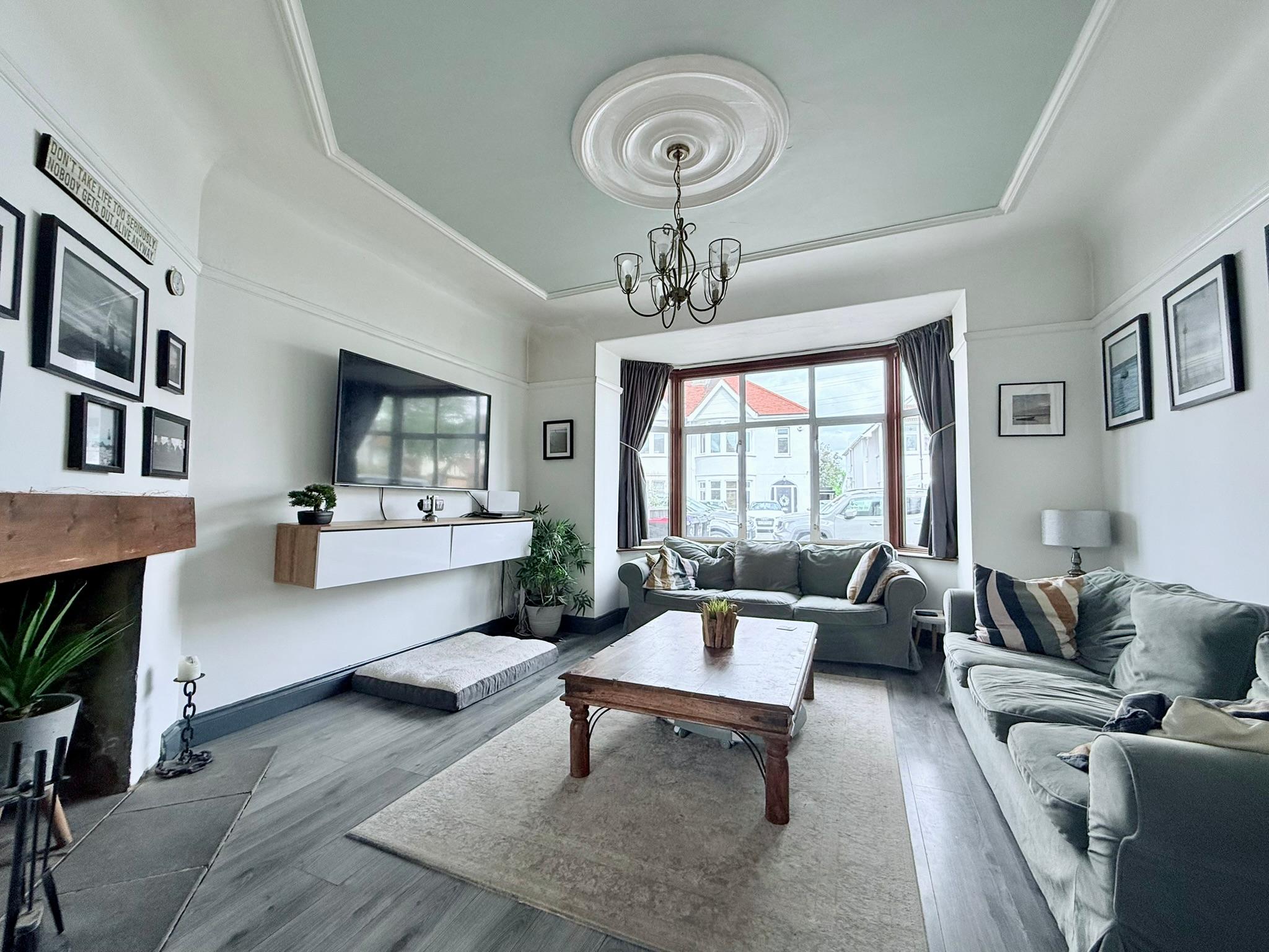 Terraced for sale in Thorpe Bay
