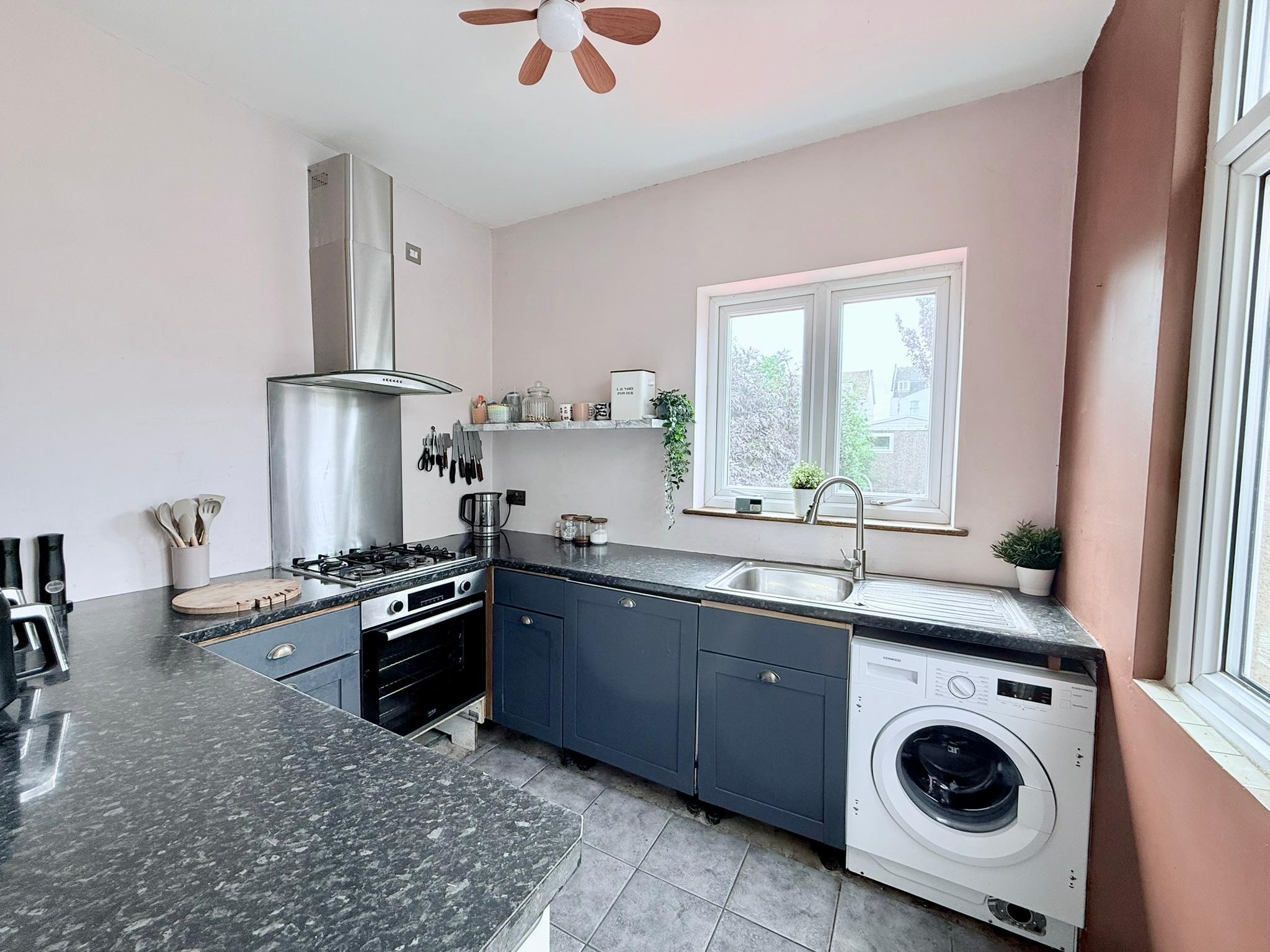 Terraced for sale in Thorpe Bay