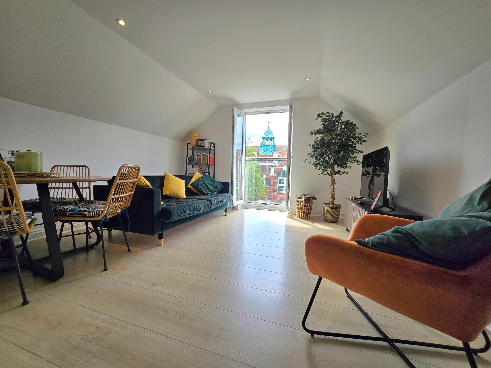 Flat for sale in Southend on Sea