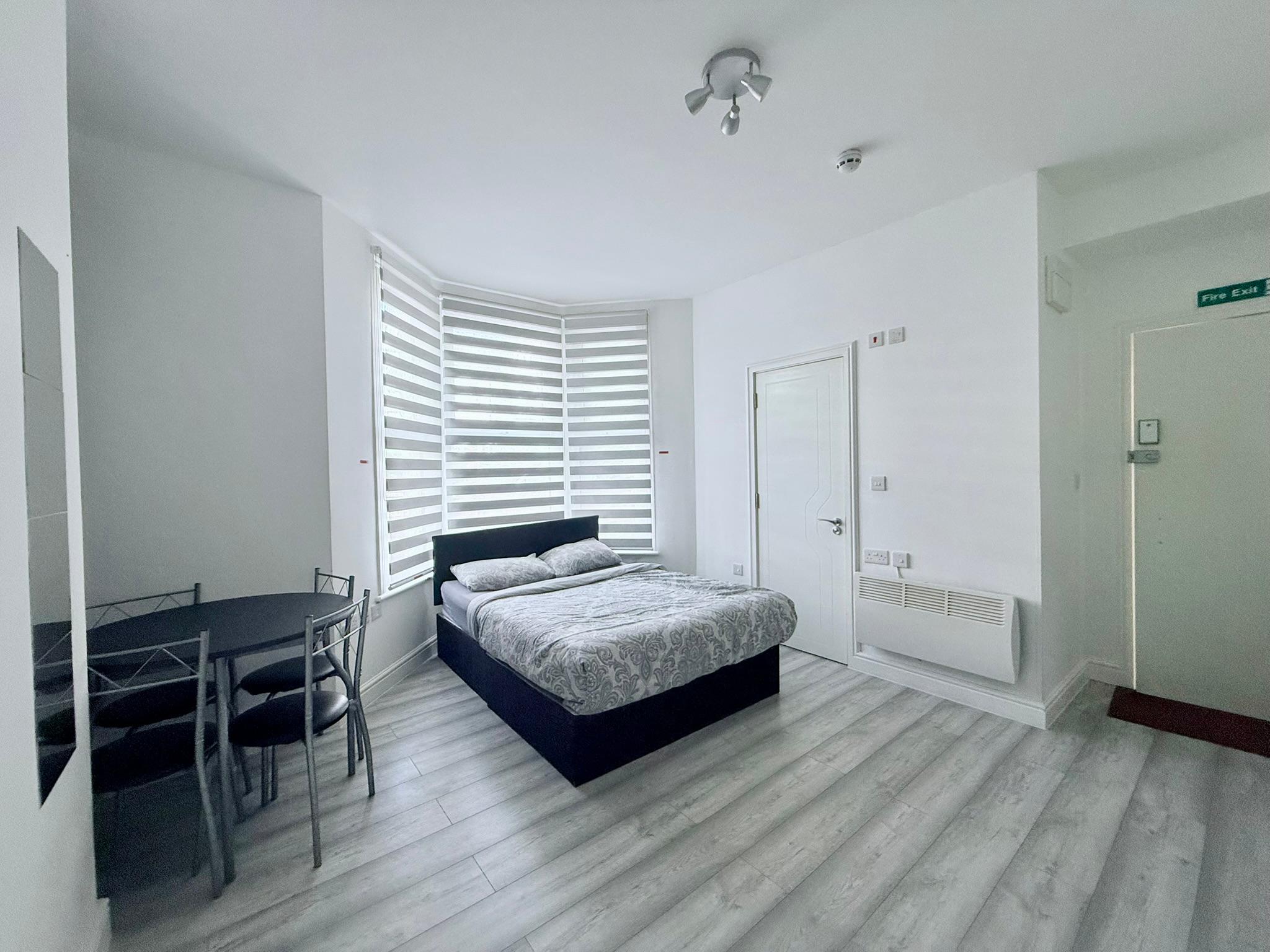 Canewdon Road, Westcliff on Sea, Essex, SS0