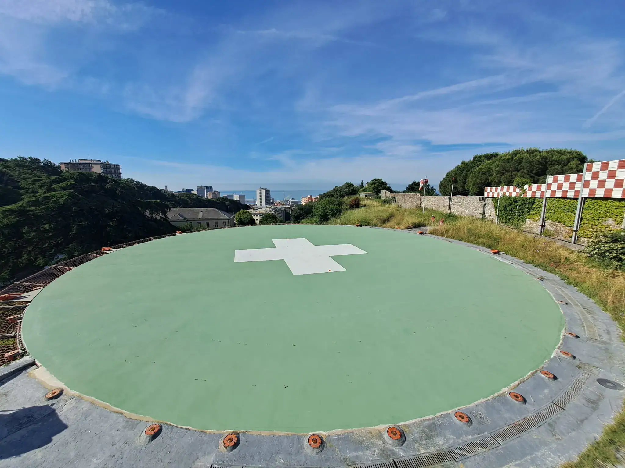 Sistema epossidico malta spatolata traspirante 7-8 mm elisuperficie Villa Scassi Genova — resistenza meccanica elevata