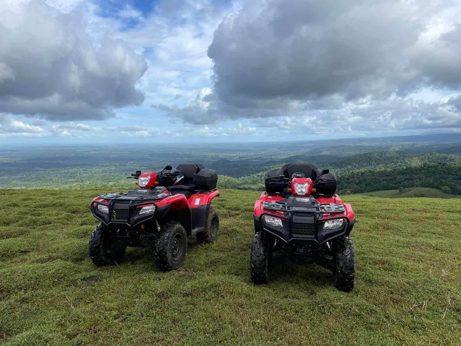 Rio Celeste Attractions Horseback Tour