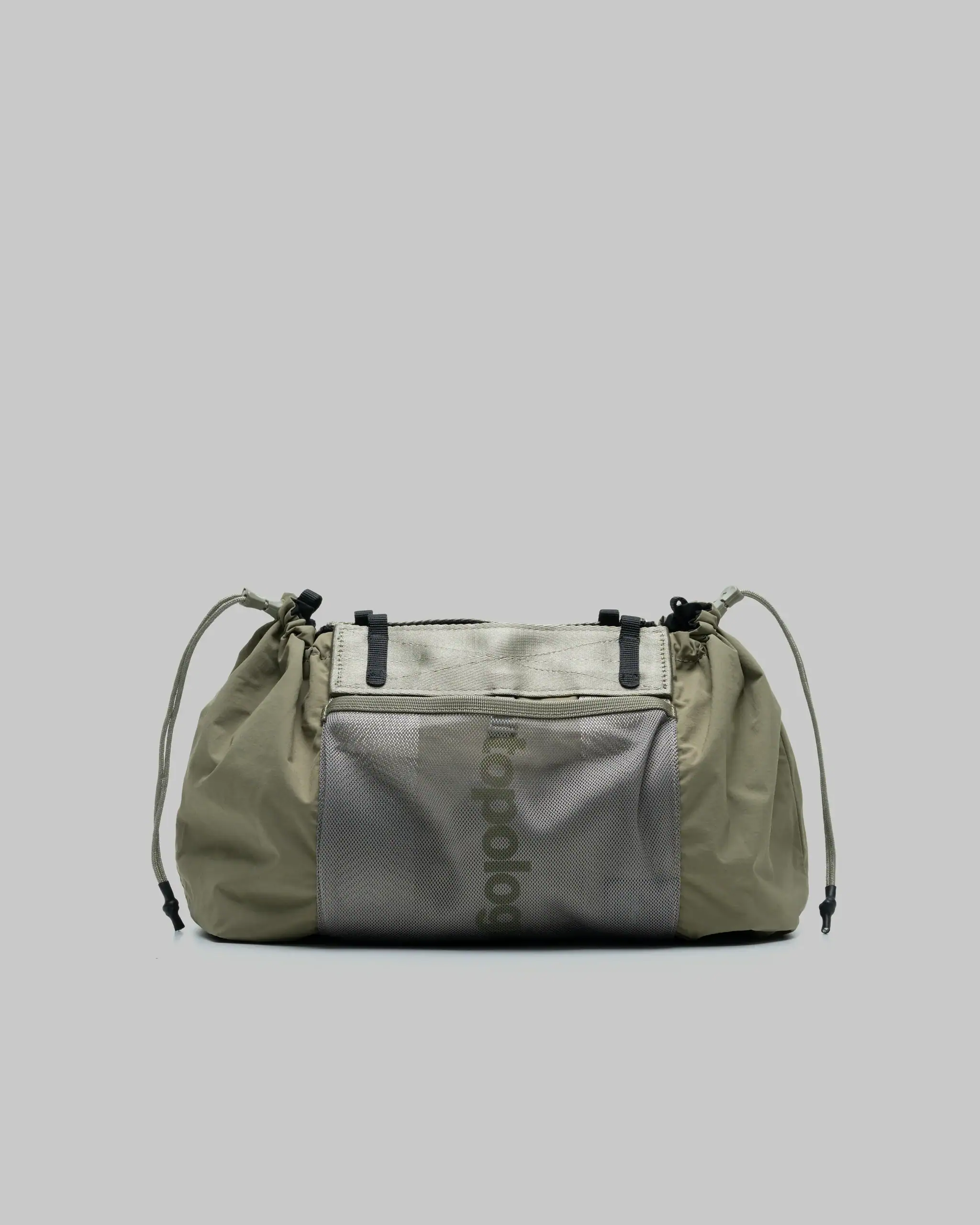 SummitToteWideSmall black techsateen