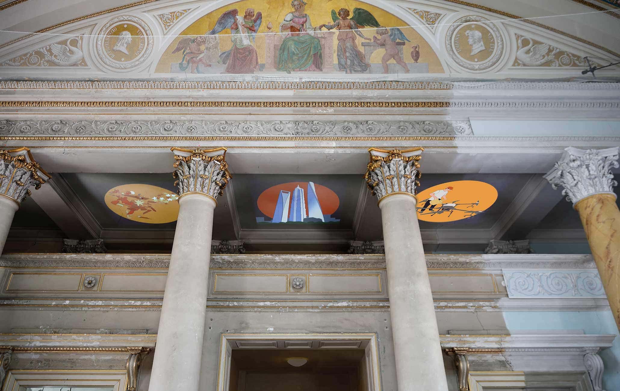 Trisolaris Chinoiserie (2021), 3-channel HD video installation, Artists' Conquest, Pillnitz Palace, Dresden, 2021.