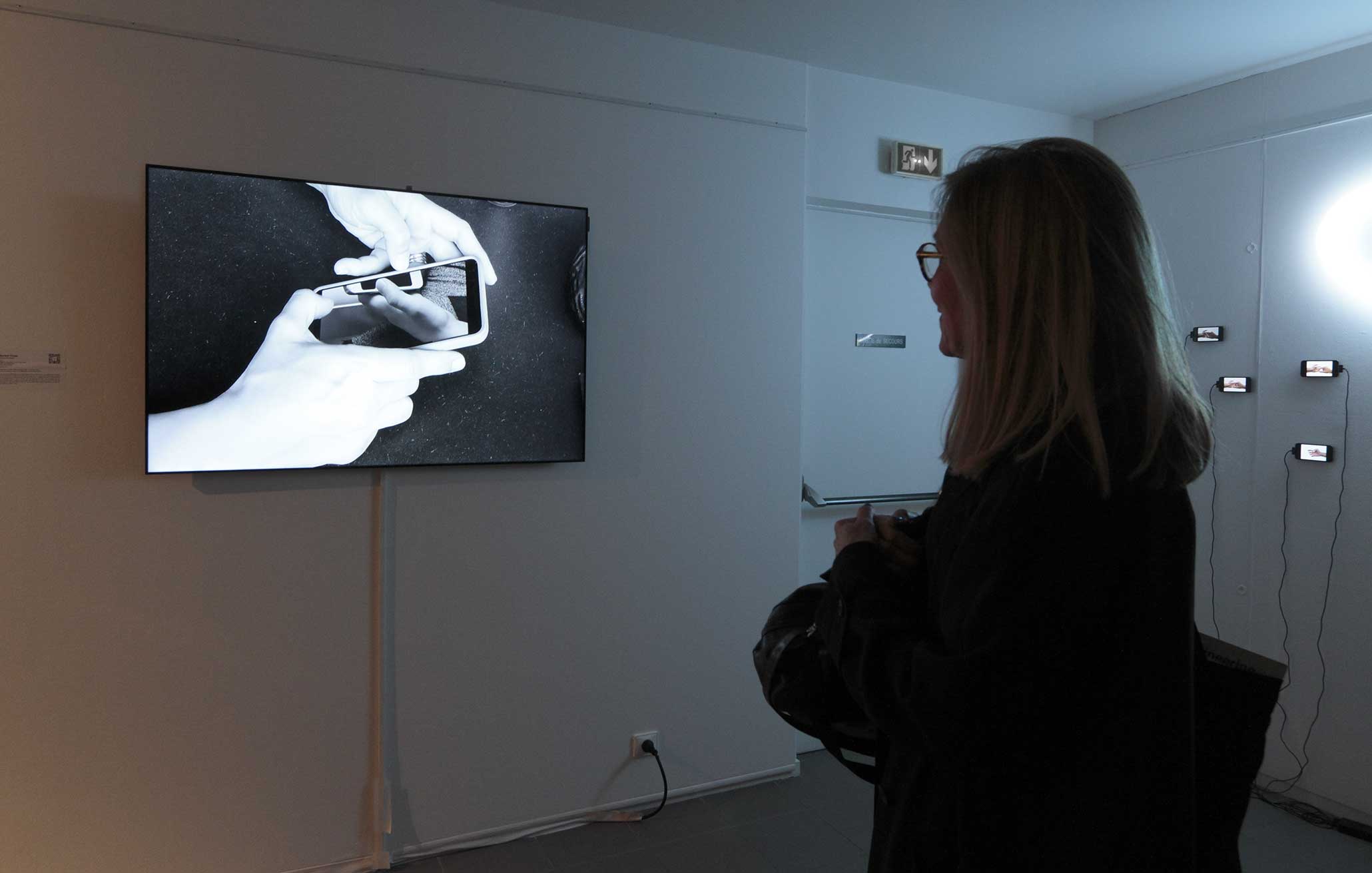 Smart Pantheon in der Gruppenausstellung 'VARIATION - ArtJaws media art exhibition and fair', Cité Internationale des Arts, Paris, Frankreich 2017. Smart Pantheon in der Gruppenausstellung 'VARIATION - ArtJaws media art exhibition and fair', Cité Internationale des Arts, Paris, Frankreich 2017.