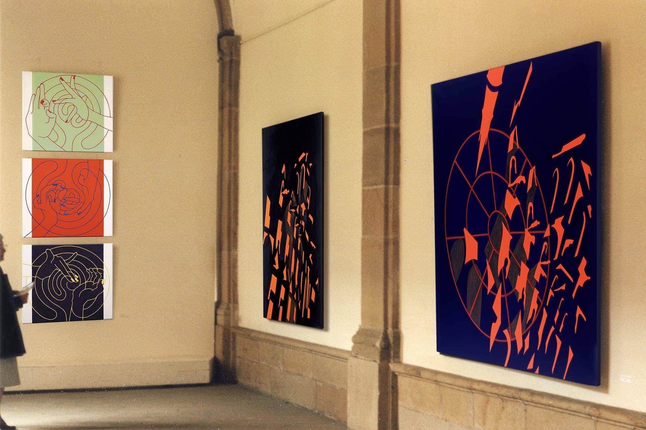 Myriam Thyes - Umbildungen, Einzelausstellung, Festival International Echternach, LU, 1997. Hier: Labyrinthtänze (1994) und Notre Dame Dekonstruktionen (1991)