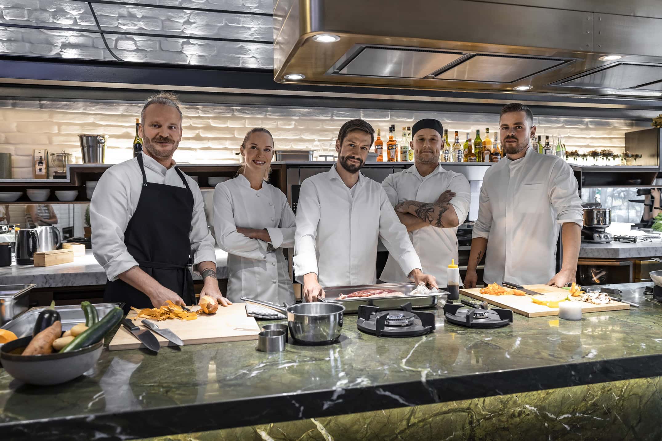 TAURUS 4 FASHION AG | Home