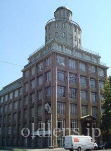 エルネマンタワー