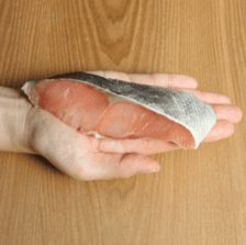 手のひら一つ分の鮭