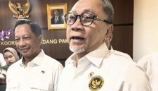 Menteri Koordinator Bidang Pangan, Zulhas, melakukan evaluasi pelaksanaan sejumlah program prioritas pemerintah di bawah kepemimpinan Presiden Prabowo Subianto.