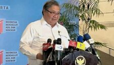 Presiden Prabowo Subianto meminta agar seluruh masyarakat Indonesia memiliki rekening bank sebagai bagian dari upaya memperluas inklusi keuangan nasional.