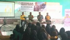 Anggota Dewan Perwakilan Rakyat Daerah (DPRD) Provinsi Jawa Barat, Dr. Ir. Edi Askari, M.M., merealisasikan program “DPRD Jabar Mengabdi dalam Pendidikan Demokrasi”.