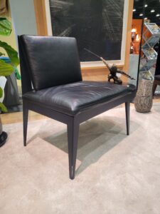 un pezzo della collezione west coast presso presso IDS Vancouver