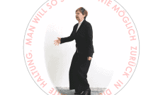 Ich musste noch knicksen, 2023-2025, UHD-Video, 9:27, stumm