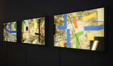 KREUZ UND FLÄCHE ZU RAUM, Myriam Thyes, 2019, 3D-Lentikulardrucke in Leuchtkästen, Galerie Peripherie, Sudhaus, Tübingen, 2019
