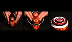 Myriam Thyes, Multiple Madonna (2002/2007), video Pal, 3 channel installation or 3-in-1 HD version, 9:00, loop, mono, EN. Video still.
