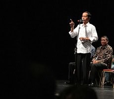 Photo caption: President Jokowi speaking before Indonesian Diaspora in San Francisco, the US (Photo by: BPMI/Laily)