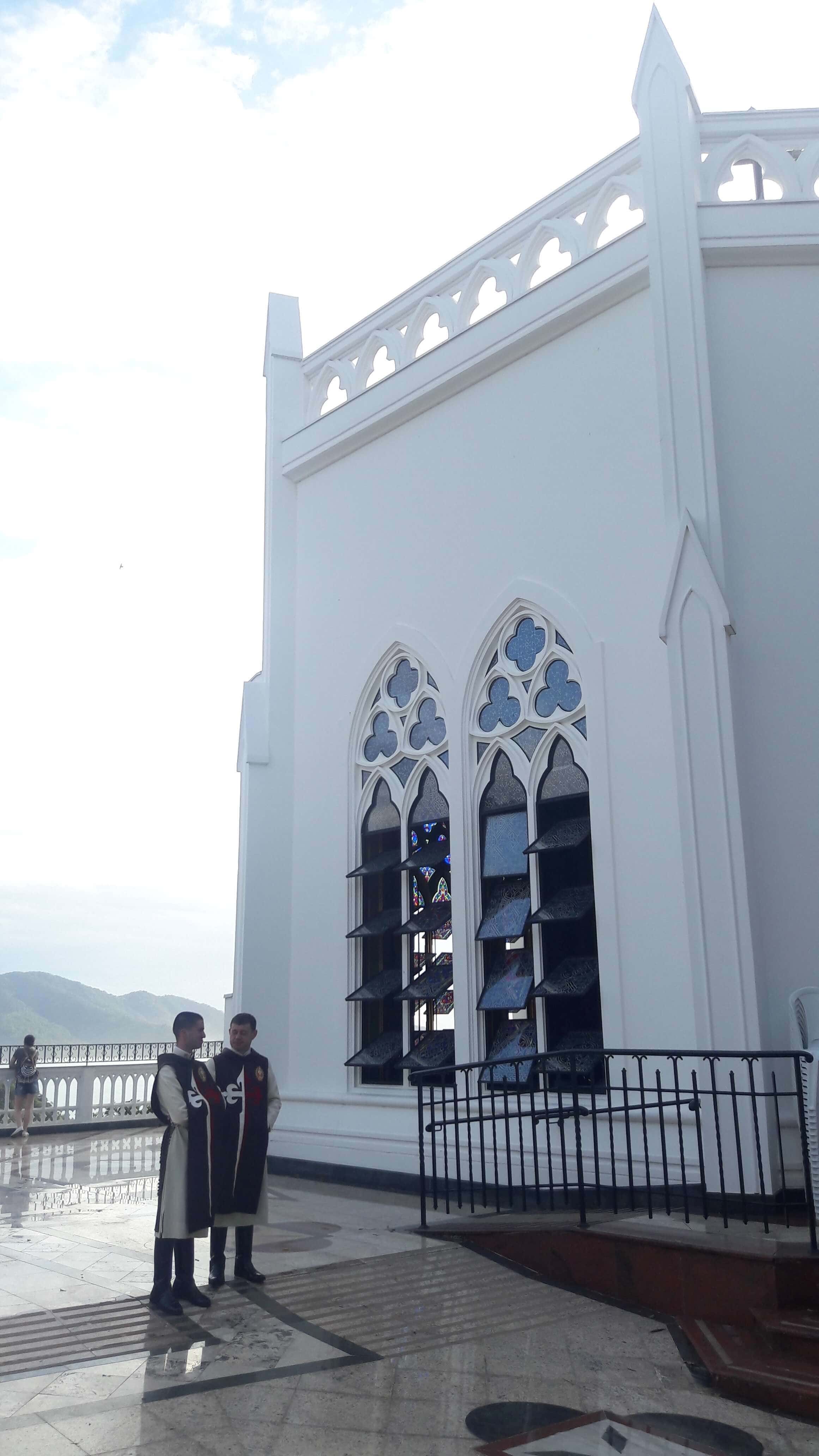 Indumentária dos Arautos do Evangelho