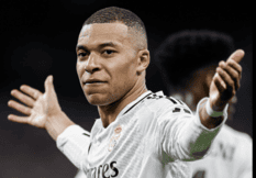 alt= Laporta charge Mbappé