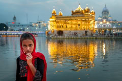 Girl at the Golden Temple of Amritsar Girl at the Golden Temple of Amritsar
