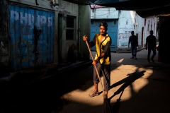 Sweeping the streets of Kumortoli Sweeping the streets of Kumortoli