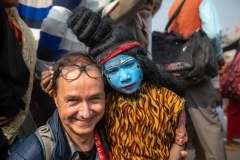 Selfie mit Kindergott auf der Kumbh Mela in Ujjain
