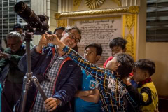 Mit Kindern in Mandaly, Myanmar