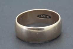 Titanic Survivor Wedding Ring