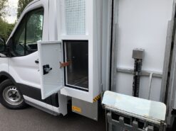 FORD TRANSIT BIN LIFT TIPPER