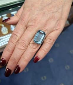 Alternative view of Aquamarine Ring