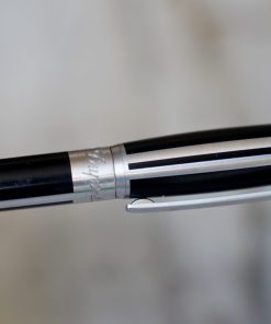 Stylo Roller S.T. Dupont Ligne D – Laque Noire Mat & Bandes Métal Brossé