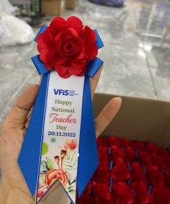 Hoa Cài Áo Đại Biểu – Tôn Vinh Đại Biểu, Nâng Tầm Sự Kiện - Đức Cường