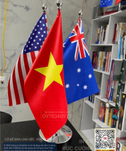 cờ để bàn, cờ để bàn văn phòng, cờ để bàn phòng họp, cờ để bàn hội nghị, cờ để bàn hội thảo, cờ để bàn đại biểu, cờ để bàn tiếp khách, cờ để bàn làm việc, cờ để bàn ký kết, cờ để bàn ngoại giao, cờ để bàn công ty, cờ để bàn doanh nghiệp, cờ để bàn in logo, cờ để bàn logo công ty, cờ logo để bàn, cờ thương hiệu để bàn, cờ để bàn cao cấp, cờ để bàn đẹp, cờ để bàn chất lượng cao, cờ để bàn theo yêu cầu, cờ để bàn lụa, cờ để bàn satin, cờ để bàn phi bóng, cờ để bàn thêu, cờ để bàn in kỹ thuật số, cờ Việt Nam để bàn, cờ Đảng để bàn, cờ Tổ quốc để bàn, cờ ASEAN để bàn, cờ các nước để bàn, cờ Mỹ để bàn, cờ Nhật Bản để bàn, cờ Hàn Quốc để bàn, cờ Trung Quốc để bàn, cờ Singapore để bàn, cờ Thái Lan để bàn, cờ Malaysia để bàn, cờ Indonesia để bàn, cờ Philippines để bàn, cờ Lào để bàn, cờ Campuchia để bàn, cờ Myanmar để bàn, cờ Brunei để bàn, chân cờ để bàn, chân cờ inox để bàn, chân cờ mạ vàng, chân cờ để bàn đơn, chân cờ để bàn đôi, chân cờ để bàn ba, chân cờ để bàn nhiều cờ, đế cờ để bàn, giá cờ để bàn, bộ cờ để bàn, bộ cờ để bàn inox, bộ cờ để bàn mạ vàng, mua cờ để bàn, đặt làm cờ để bàn, in cờ để bàn, may cờ để bàn, sản xuất cờ để bàn, gia công cờ để bàn, báo giá cờ để bàn, cờ để bàn giá rẻ, cờ để bàn giá bao nhiêu, xưởng sản xuất cờ để bàn, cơ sở may cờ để bàn, cờ phòng họp, cờ hội nghị, cờ hội thảo, cờ phòng giám đốc, cờ bàn ký kết, cờ lễ tân, cờ bàn tiếp khách, cờ bàn ngoại giao, cờ bàn làm việc, cờ văn phòng cao cấp.
