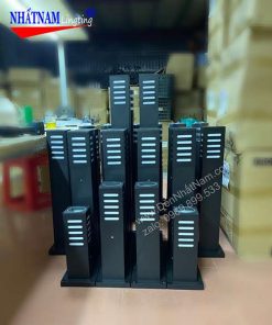 Đèn cột sân vườn