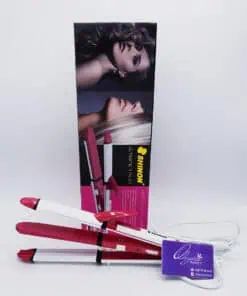 Fer à lisser 3 en 1 professionnel lisseur boucleur ondulateur 📝 Description optimisée (600+ mots en code HTML) Fer à lisser 3 en 1 – l’allié incontournable pour toutes celles qui aiment changer de style en un clin d’œil. Cet appareil combine trois fonctions essentielles : lisser, boucler et onduler. Il remplace plusieurs appareils de coiffure et vous offre des résultats rapides, soignés et professionnels à la maison. Pourquoi choisir notre fer à lisser 3 en 1 ? Polyvalence totale : un seul appareil qui lisse, boucle et ondule vos cheveux. Gain de temps : chauffe rapide et coiffage express, parfait pour les matins pressés. Résultats professionnels : des cheveux brillants et soyeux, comme en salon de coiffure. Facilité d’utilisation : prise en main ergonomique, même pour les débutantes. Caractéristiques techniques du fer à lisser 3 en 1 Plaques chauffantes en céramique pour une répartition uniforme de la chaleur. Réglage rapide de la température adapté à tous les types de cheveux. Câble rotatif 360° pour un confort optimal. Design compact et moderne, facile à transporter. Convient pour cheveux fins, épais, bouclés, crépus ou fragiles. Un outil de coiffure indispensable Avec ce fer à lisser 3 en 1, vous pouvez obtenir des cheveux parfaitement lisses pour une allure chic, des boucles glamour pour vos soirées ou de belles ondulations naturelles pour un style décontracté. Idéal pour toutes les occasions : travail, fêtes, mariages, ou sorties entre amis. Avantages du fer à lisser 3 en 1 Ce modèle est conçu pour les femmes modernes qui recherchent la qualité et la simplicité. Il vous apporte : Économie : un seul appareil au lieu de trois. Durabilité : matériaux résistants et plaques solides. Rapidité : obtenez votre look en quelques minutes seulement. Entretien facile : plaques qui se nettoient rapidement. Conseils d’utilisation Séchez vos cheveux avant d’utiliser l’appareil. Réglez la température en fonction de votre type de cheveux : basse pour cheveux fins, moyenne pour cheveux normaux, élevée pour cheveux épais. Sélectionnez la fonction désirée (lissage, boucles ou ondulations) et coiffez en douceur pour un résultat optimal. Liens utiles Découvrez plus de produits similaires dans notre catégorie : Beauté & Soins – Olayinka Market. Pour des inspirations coiffure, consultez également : Conseils coiffure tendance (Marie Claire). Conclusion Le fer à lisser 3 en 1 est le compagnon idéal pour toutes celles qui veulent changer de style au quotidien sans investir dans plusieurs appareils. Facile à utiliser, rapide et efficace, il vous garantit une coiffure impeccable chaque jour. Commandez dès aujourd’hui sur Olayinka Market et profitez d’un produit de qualité au meilleur prix. ⚡ Description courte Fer à lisser 3 en 1 pratique et polyvalent. Lisseur, boucleur et ondulateur en un seul appareil pour des coiffures variées, rapides et professionnelles. 👉 Avec ce réglage (mot-clé principal corrigé + optimisation 600+ mots + liens internes/externes), tu devrais viser 85-90/100 sur Rank Math. Veux-tu que je prépare aussi une version condensée spéciale Facebook/Instagram (moins de 100 mots, ultra percutante) pour tes fiches produits ?