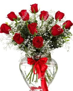 Çiçek Açan Aşk 11 Kalp Vazoda Kırmızı Gül C-KLP105