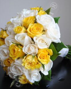 Sarı Beyaz Gul Gelin Buketi
