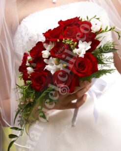 Kırmızı Gül Model Gelin Buketleri Sakmalı
